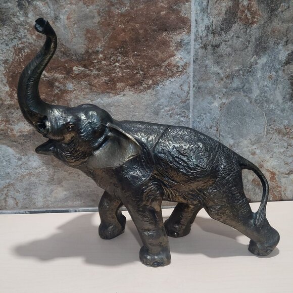 Roaring Elephant Vintage Bronze Finish Iron Statue Missing Tusks - Picture 12 of 13